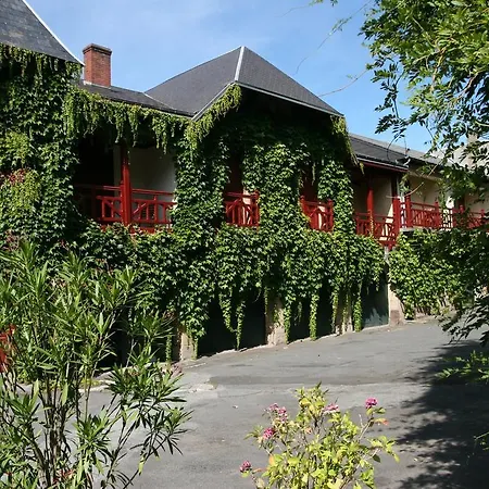 Castel 1904 3*